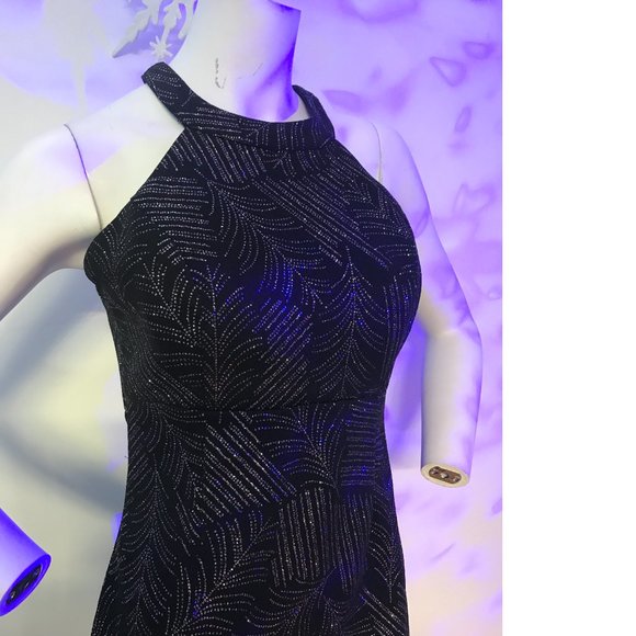 Le Chateau Black stretchy shiny sparkle rainbow metallic open back dress NWT - Picture 3 of 7